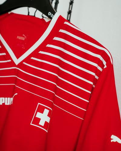 Preview: Schweiz Authentic Trikot WM - 2022-23 Preview: Schweiz Authentic Trikot WM 2022-23